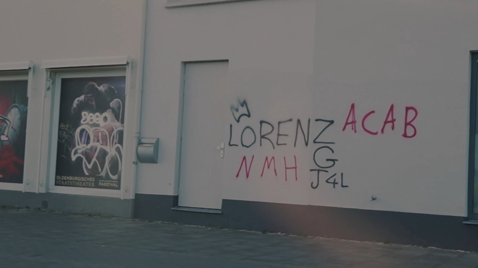 KEIN FREUND - KEIN HELFER: Lorenz & die Einzelfälle
