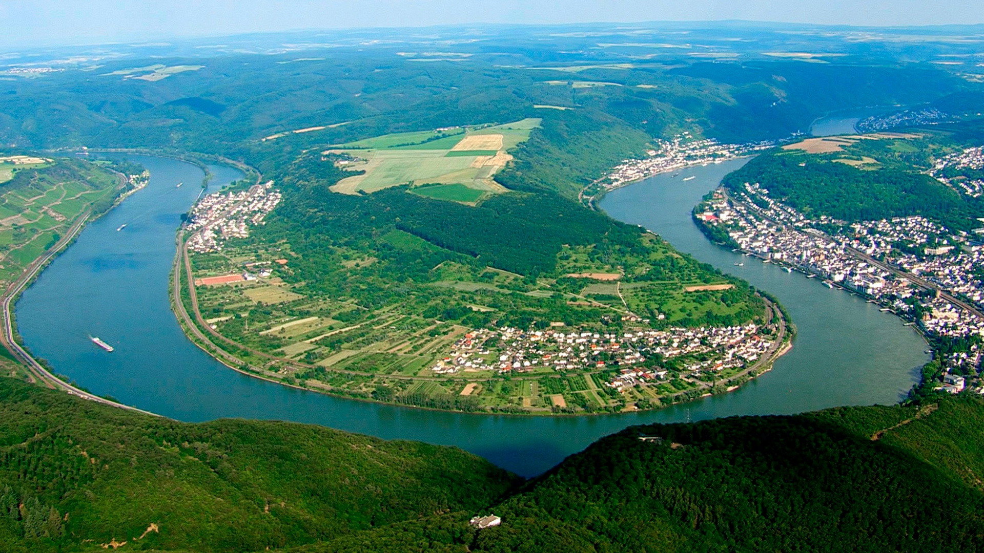 Der Rhein von oben