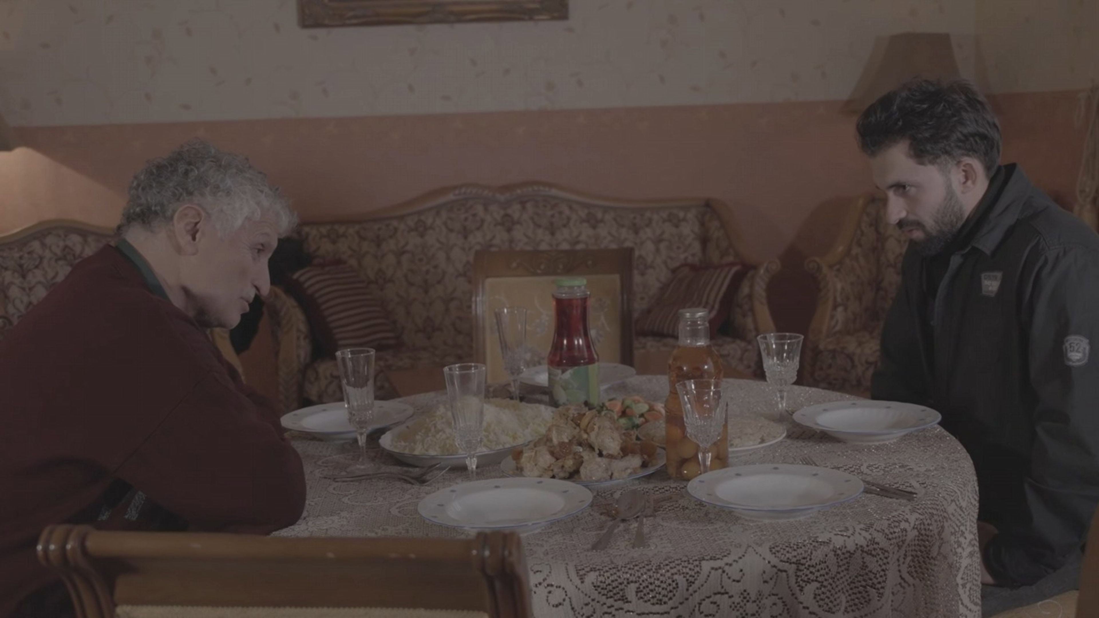 19:00